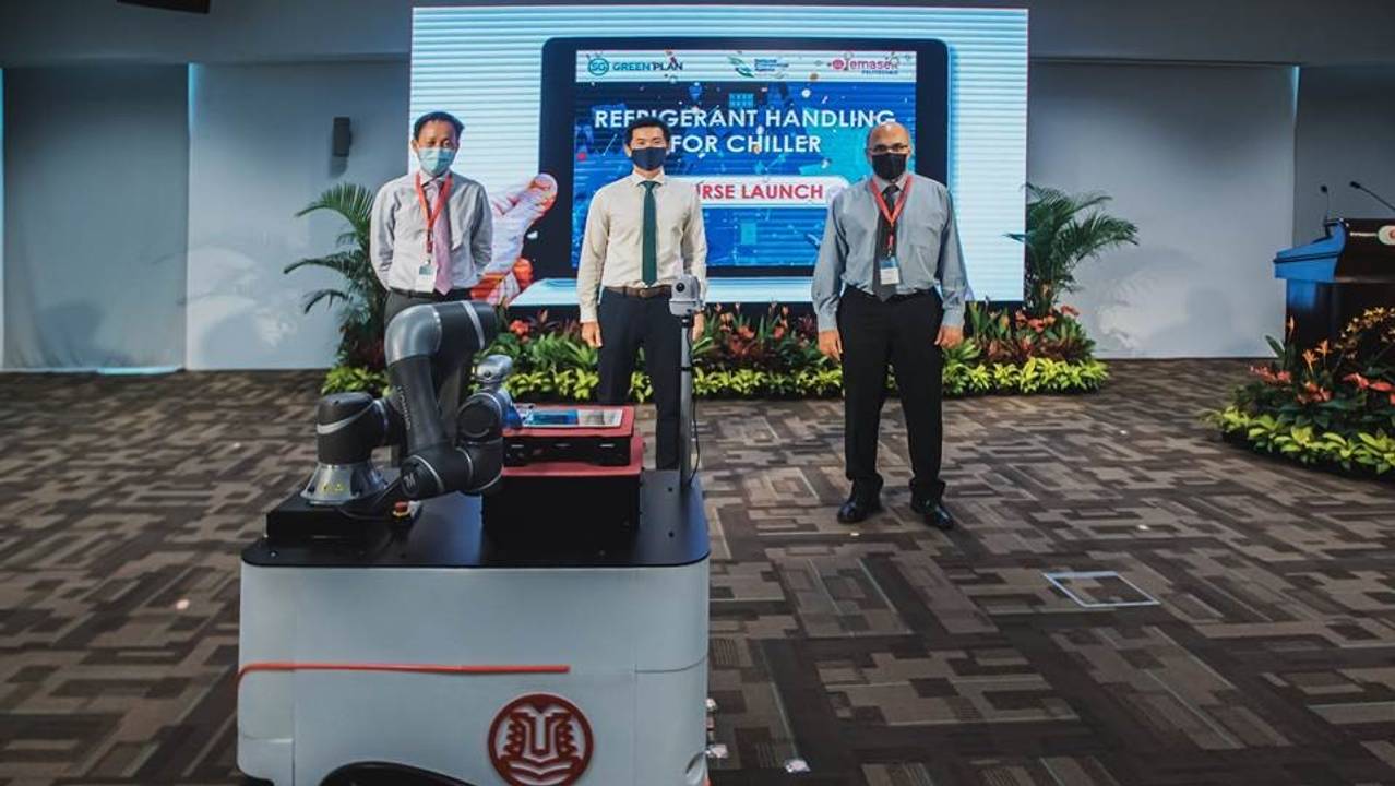 Temasek Polytechnic launches course on chiller refrigerant handling
